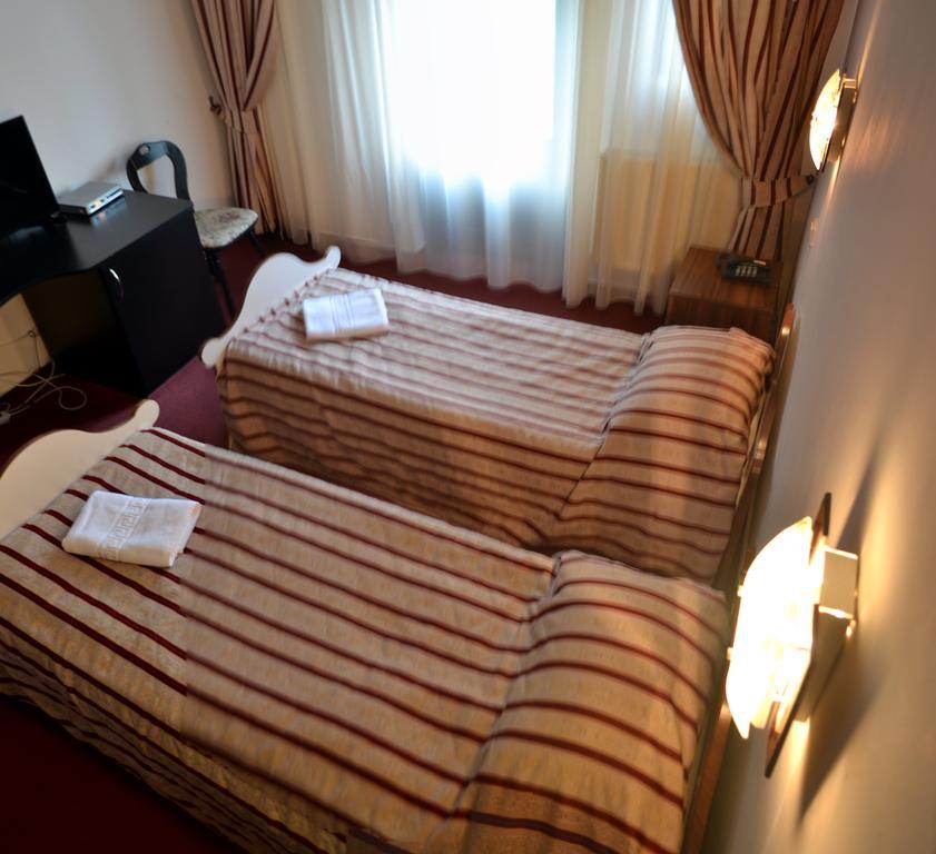 Hotel Marion Padurea Rotunda*** Reghin Camera foto
