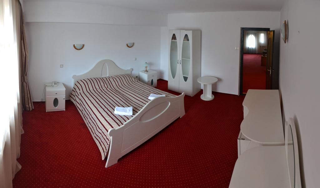 Hotel Marion Padurea Rotunda*** Reghin Camera foto