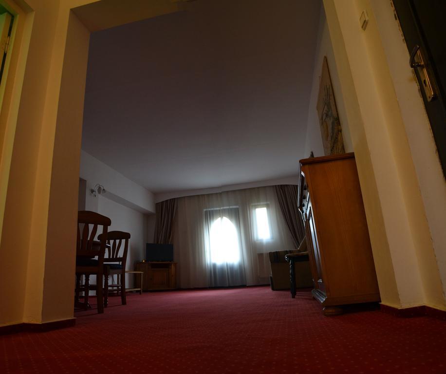 Hotel Marion Padurea Rotunda*** Reghin Camera foto